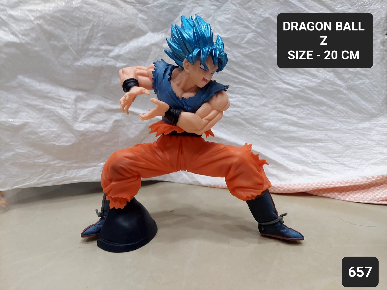 DBZ ss Goku 20 cm figure