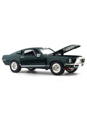 Luxury Edition - 1968 Shelby GT 500 KR Green Road Signature Metal Diecast Car Scale Model Car - Scale 1:18