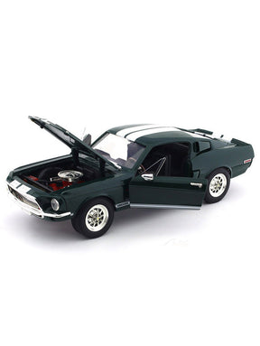 Luxury Edition - 1968 Shelby GT 500 KR Green Road Signature Metal Diecast Car Scale Model Car - Scale 1:18