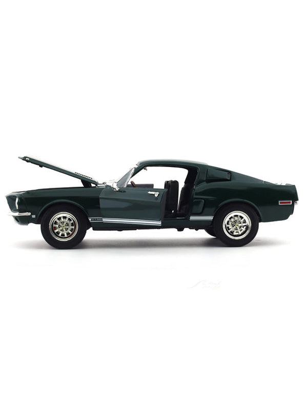 Luxury Edition - 1968 Shelby GT 500 KR Green Road Signature Metal Diecast Car Scale Model Car - Scale 1:18