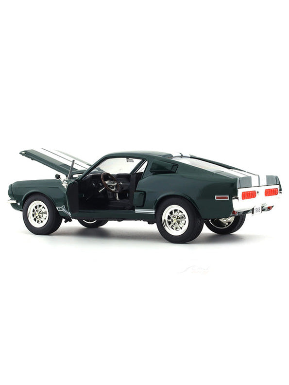 Luxury Edition - 1968 Shelby GT 500 KR Green Road Signature Metal Diecast Car Scale Model Car - Scale 1:18