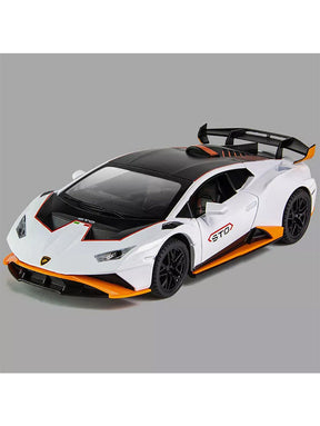 Lamborghini Huracan STO Diecast Car Metal - Scale 1:24 - White