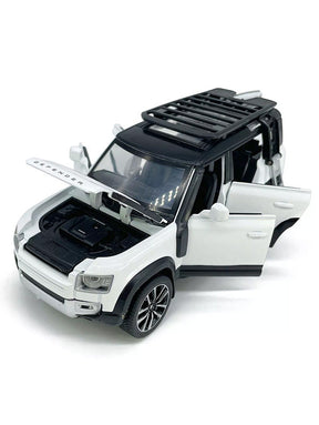 Land Rover Defender Metal Diecast Car - White - Scale 1:32